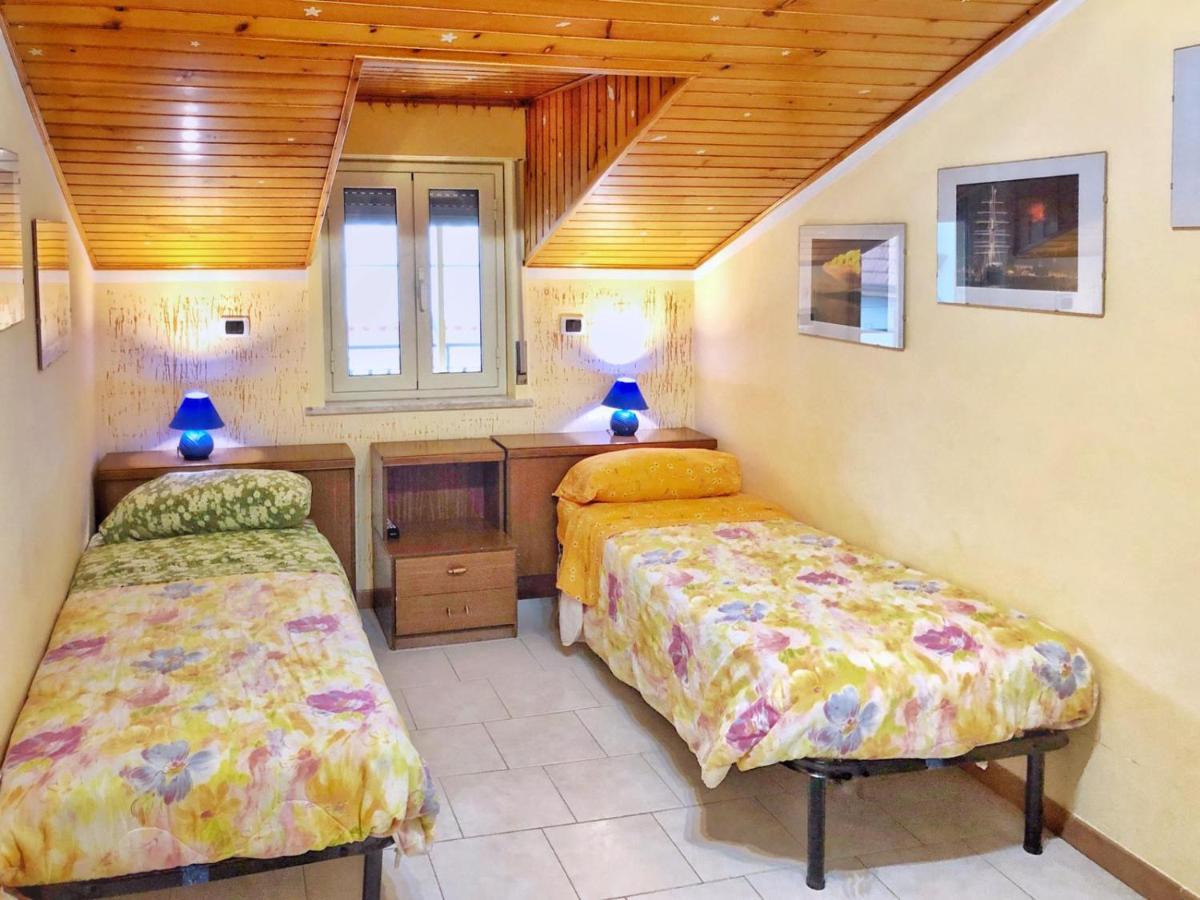 Apartamento Tiziana Giardini-Naxos Exterior foto