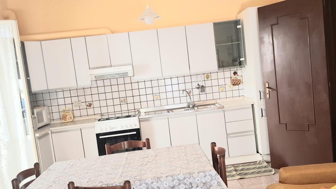 Apartamento Tiziana Giardini-Naxos Exterior foto