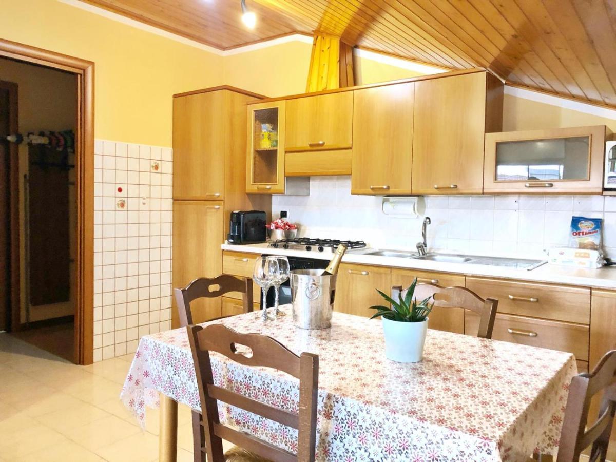 Apartamento Tiziana Giardini-Naxos Exterior foto