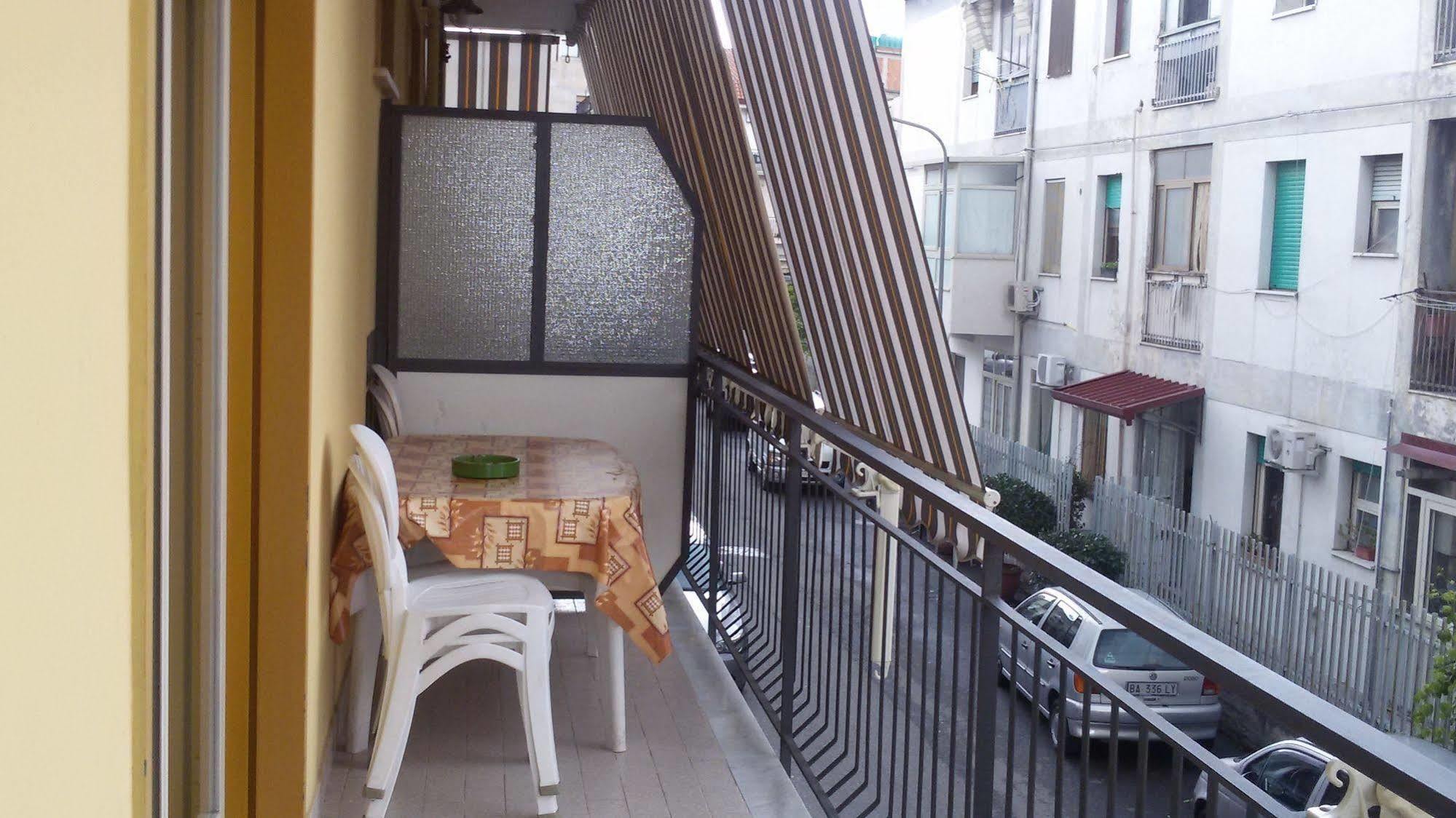 Apartamento Tiziana Giardini-Naxos Exterior foto