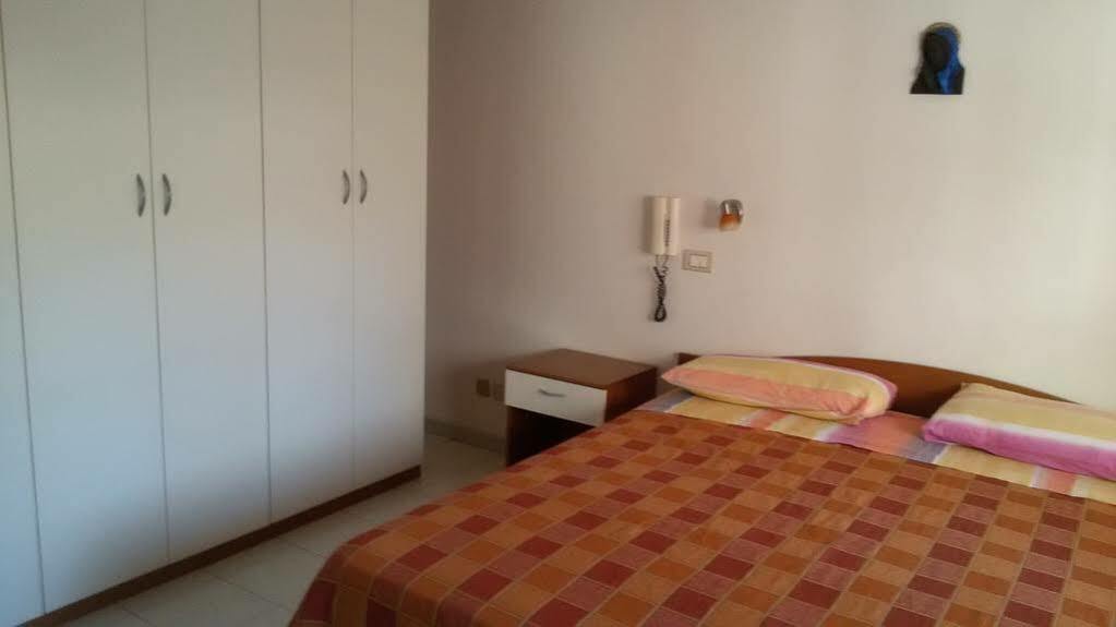 Apartamento Tiziana Giardini-Naxos Exterior foto